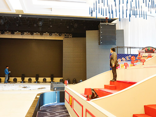 美動華人-安裝現(xiàn)場